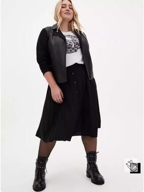 TORRID Midi Challis Button-Front Skirt Sz 2